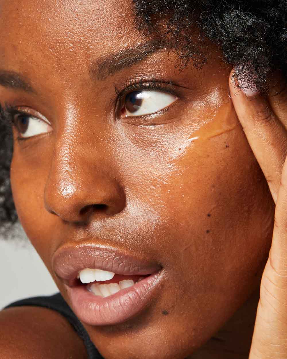 Three Ships | Dew Drops Mushroom Hyaluronic Acid + Vitamin C Serum